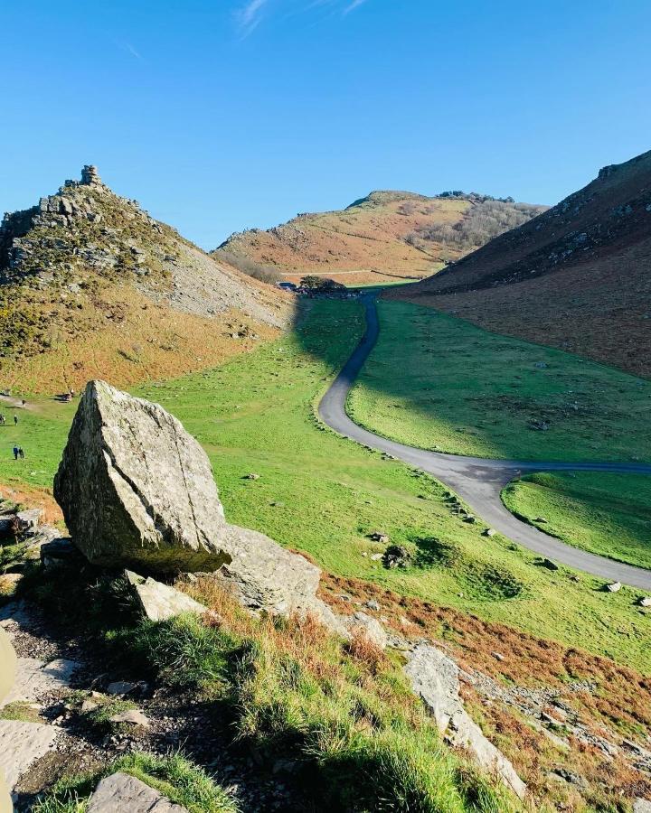 Ocean Backpackers Self-Catering Hostel Ilfracombe Bagian luar foto