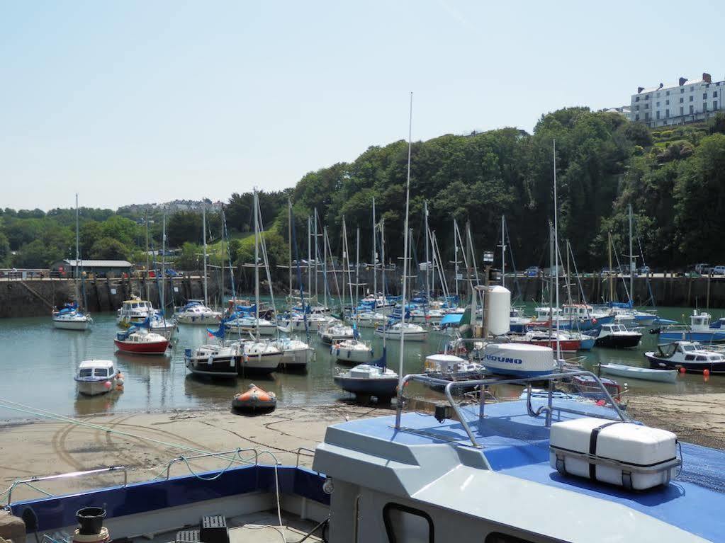 Ocean Backpackers Self-Catering Hostel Ilfracombe Bagian luar foto