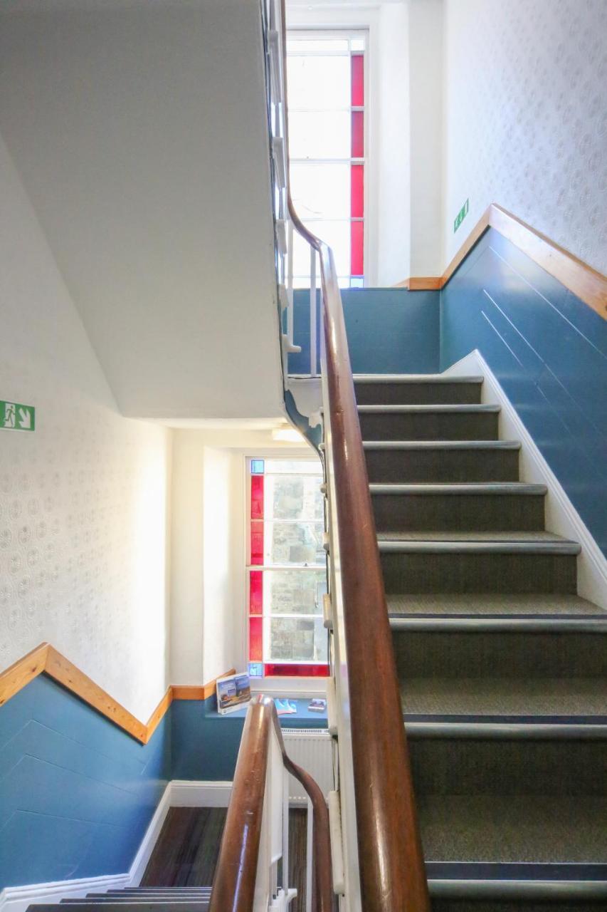 Ocean Backpackers Self-Catering Hostel Ilfracombe Bagian luar foto